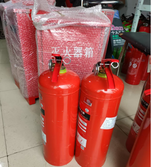 扑救上海上海加油站火灾用什么灭火器